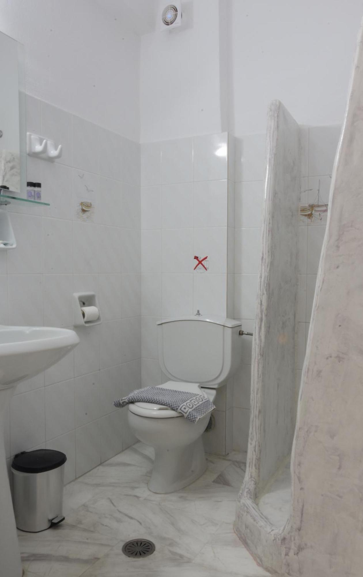 Hotel Mohitero Kamári Buitenkant foto